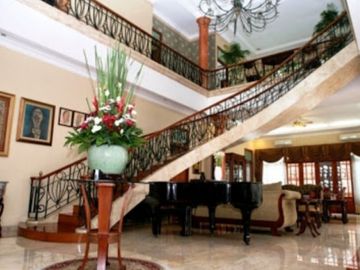 For Sale Beautiful Lux House with Swimming Pool at Cilandak