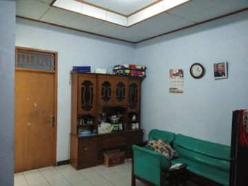 Rumah di Meruyung, 1Lt, Lhn Luas, Non Cluster dkt Kubah Mas