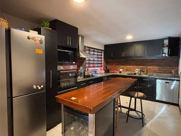 Se Vende Casa De Ensueño En La Parte Baja De Cayma