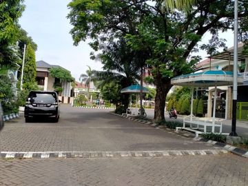 Tanah luas 274 m posisi hook di perumahan elite surabaya selatan dekat masjid agung dan polda jatim
