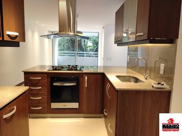 apartamento en arriendo en loma de cumbres. Cod A6818