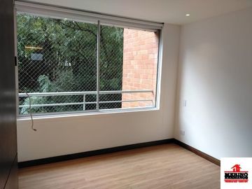 apartamento en arriendo en loma de cumbres. Cod A6818