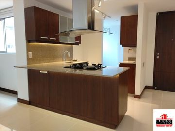 apartamento en arriendo en loma de cumbres. Cod A6818