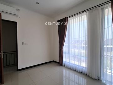 Rumah 2 Lantai Nyaman Di Cluster Gardenville TKI 3 Bandung