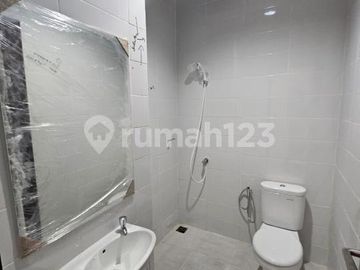 Disewakan Ruko Gandeng di Marina Soho Pik 2 , Cocok Buat Perkantoran