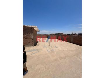 ¿Estás buscando la casa ideal para tu familia? 

Te presentamos esta hermosa casa de 3 pisos, diseñada para brindarte comodidad, estilo y una calida