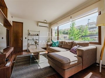 Casa en venta de 6 dorm. en Lo Barnechea