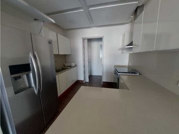 APARTAMENTO PH COSTAMARE COSTA SUR 156 M2