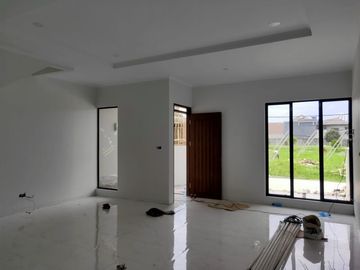 rumah 2 lantai murah modern bagus batununggal Bandung