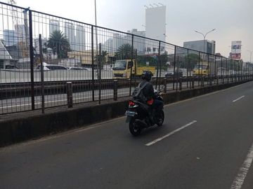 DIJUAL CEPAT : Rumah di Arjuna, zona C1, Kemanggisan, Jakarta Barat