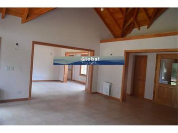 Casa A Estrenar De 4 Dormitorios En Suite, Chapelco Golf & Resort, San Martín De Los Andes Patagonia Argentina