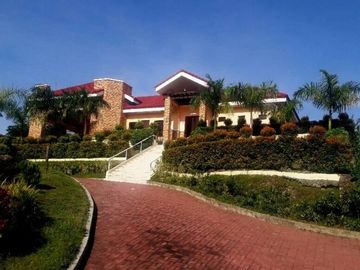 OVERLOOKING 224 SQM Lot for Sale in VISTA VERDE CONSOLACION CEBU with Scenic City Views
