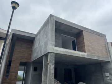 Casa en Venta en Fraccionamiento Santa Isabel Carr. nacional Monterrey