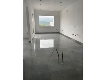 Casa en Venta en Fraccionamiento Santa Isabel Carr. nacional Monterrey