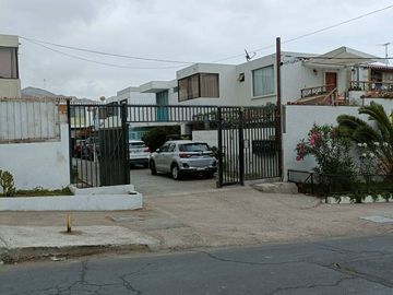 Se ofrece en venta casa en Avelino Contardo Antofagasta