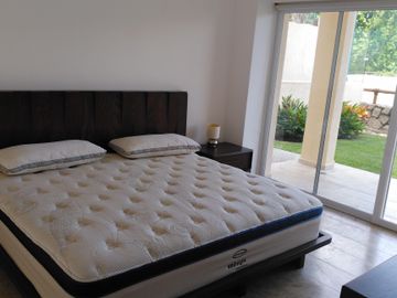 Acapulco Real Diamante hermoso departamento con Alberca y jardin privado