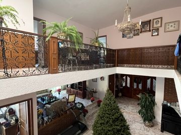 CASA GRANDE EN VENTA EN ATLIXCO $16,000,000