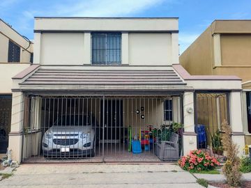CASA EN VENTA, CERRADAS DE ANAHUAC ESCOBEDO ASG