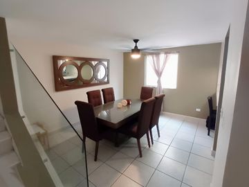 CASA EN VENTA, CERRADAS DE ANAHUAC ESCOBEDO ASG