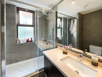 Departamento en Venta en Bartolomé De Las Casas, Jardín Del Este, Vitacura