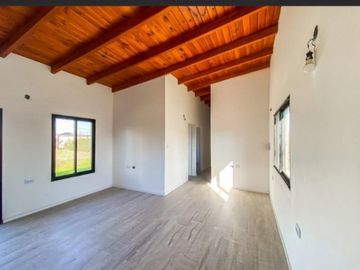 VENTA CASA EN FUNES TOWN A ESTRENAR