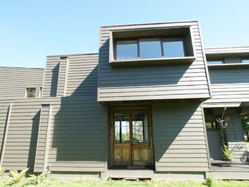 Casa Funcional y Minimalista - Loteo Alihuen Bahía Coique Lago Ranco