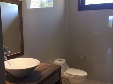 Casa Funcional y Minimalista - Loteo Alihuen Bahía Coique Lago Ranco