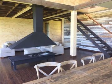Casa Funcional y Minimalista - Loteo Alihuen Bahía Coique Lago Ranco