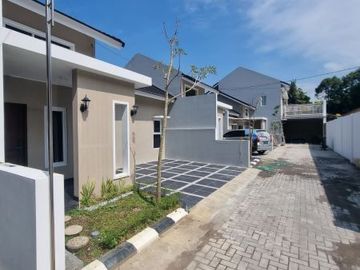 Dijual rumah baru siap Huni dimlati Jogja