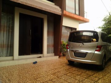 Rumah Strategis di Pasteur Dekat Dago dan Kawasan Sukajadi