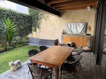 CASA DE LUJO EN EL PEDREGAL