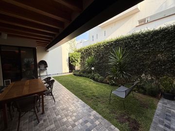 CASA DE LUJO EN EL PEDREGAL