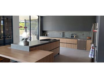 Venta de Casa Avenida Centenario