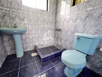 Casa en Venta en A pocos pasos de la intersección de Calle Hochstetter y Avda. Alemania, Mall Portal Temuco, Casino Dreams, Colegio Alemán, cercana a
