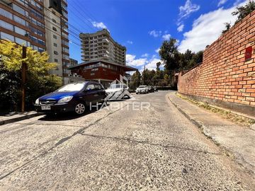 Casa en Venta en A pocos pasos de la intersección de Calle Hochstetter y Avda. Alemania, Mall Portal Temuco, Casino Dreams, Colegio Alemán, cercana a