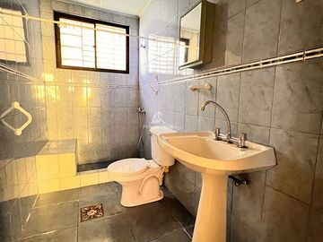 Casa en Venta en A pocos pasos de la intersección de Calle Hochstetter y Avda. Alemania, Mall Portal Temuco, Casino Dreams, Colegio Alemán, cercana a