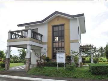For Sale 4 Bedroom House and lot in Calamba Laguna