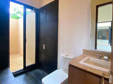 CASA EN VENTA MERIDA, ZONA XCANATUN