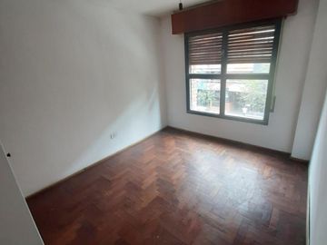 HERMOSO DEPARTAMENTO 1 DORMITORIO A MEDIA CUADRA DEL BUEN PASTOR.