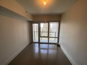 Rush 1BR for Sale in Lincoln Tower Proscenium one bedroom condominium Rockwell Makati condo