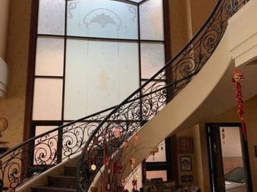 Pakuwon Indah 2 Lantai Hunian Nyaman