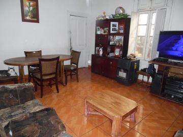 Vendo casa para uso habitacional o comercial en pleno barrio Franklin