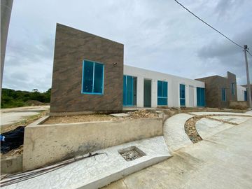 CASA EN VENTA CONJUNTO PRADERA SECTOR VILLAGRANDE CARTAGENA