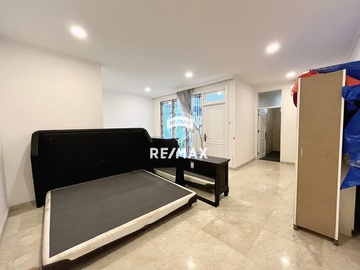 DIJUAL RUMAH DI PERUMAHAN PONDOK INDAH JAKARTA SELATAN