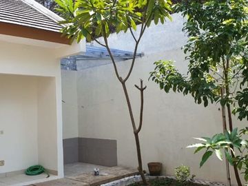 DIJUAL RUMAH BAGUS FULL FURNISHED DI THE AVANI ANANTHA BSD