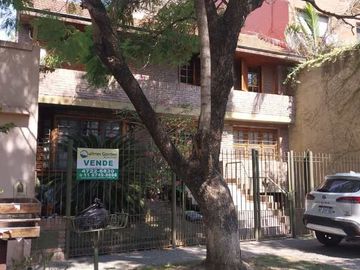 Chalet en venta en Bernal Centro
