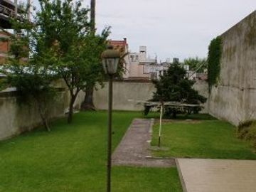 Chalet en venta en Bernal Centro