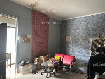 Dijual Rumah 2 Lantai Lokasi Strategis Investasi Bernilai Tinggi