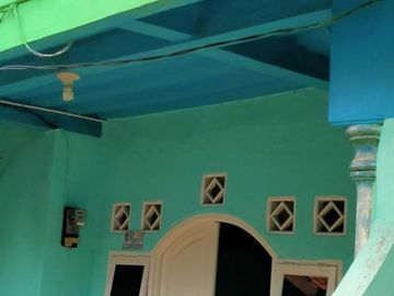 Rumah siap huni 2 lantai di cipayung