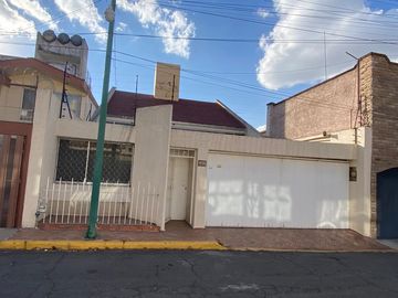 CASA EN VENTA EN LA COLONIA MORELOS EN TOLUCA